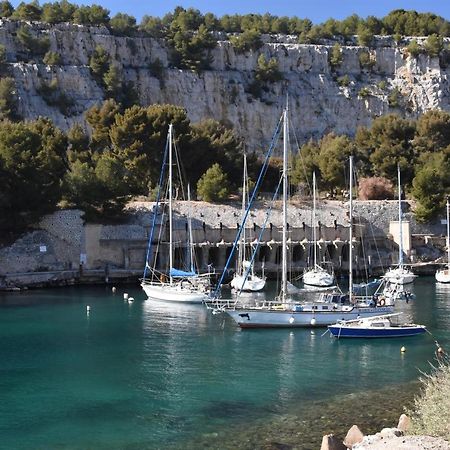 L'Adorable - Port De Cassis - Climatisation Apartment Luaran gambar