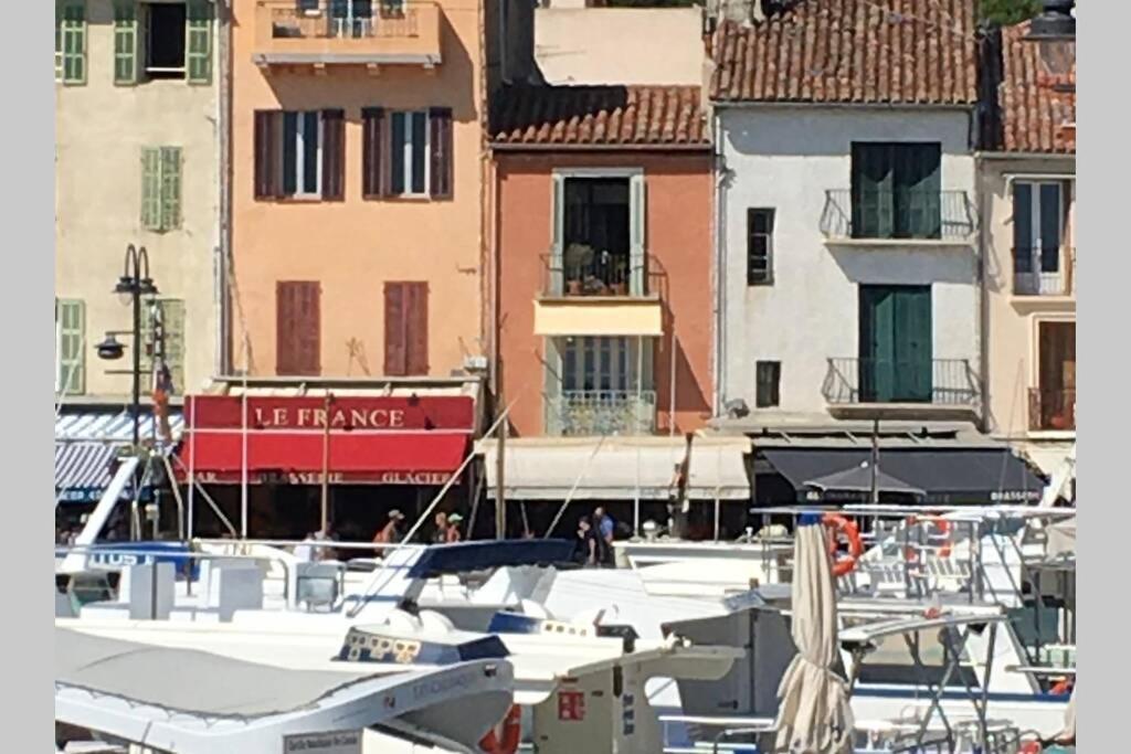 L'Adorable - Port De Cassis - Climatisation Apartment Luaran gambar